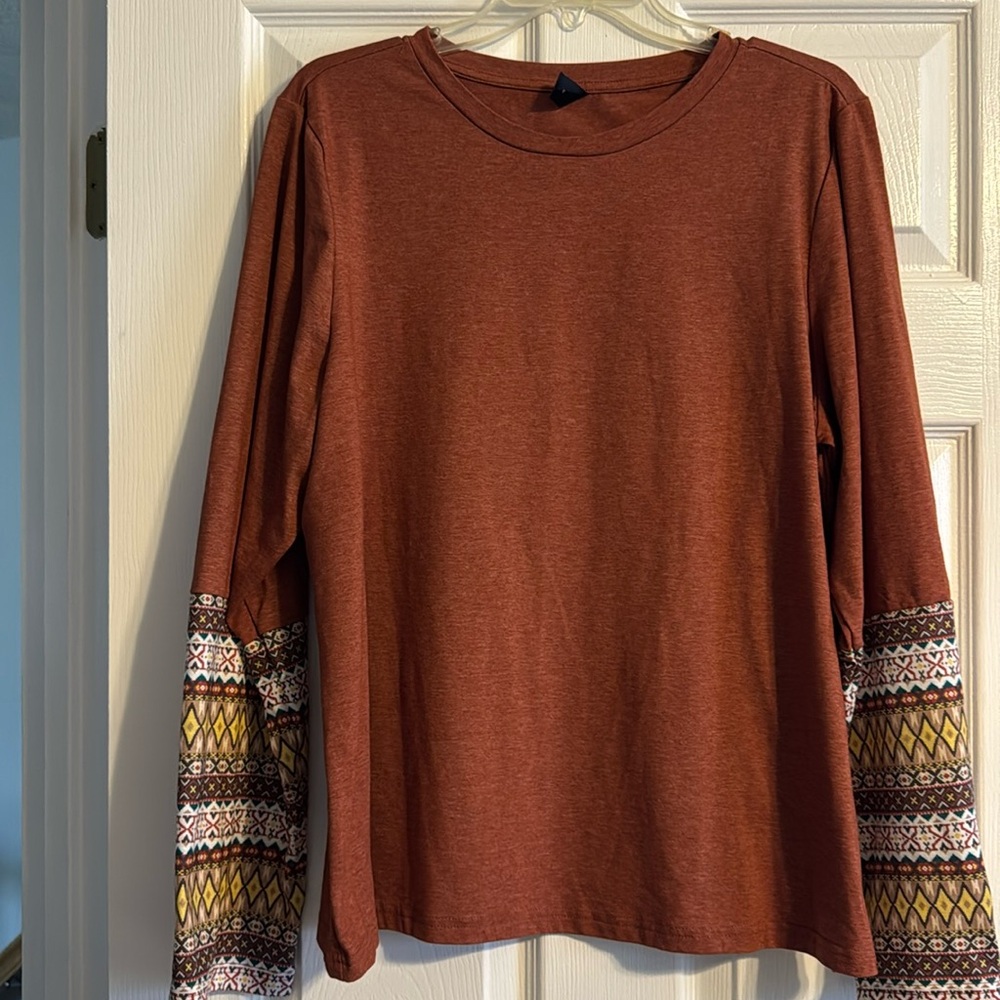 Long Sleeve Knit Top With Print sleeve Detail XXL